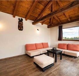 2 bedroom villa with pool near Skradin, sleeps 5